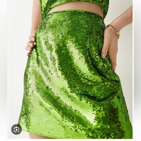 NWT & Other Stories Mini Sequin Skirt in Green - Picture 1 of 8